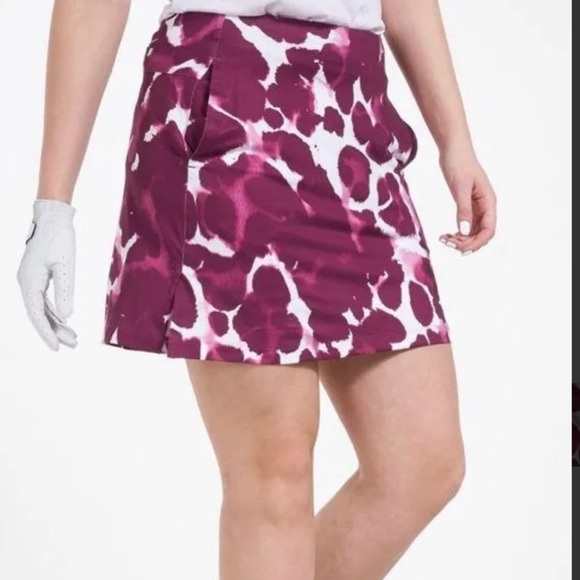 Nike Women’s Dri-Fit UV Victory Golf Skort Small S villain red Skirt w/ shorts - Picture 2 of 16